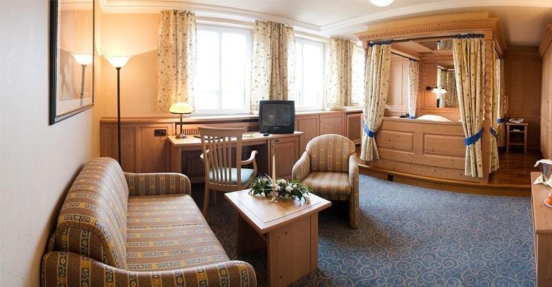Hotel Goldener Helm Lichtenstein  Eksteriør bilde