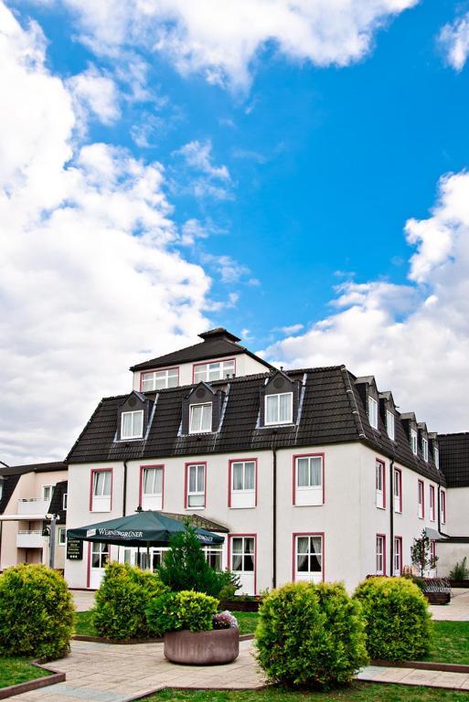 Hotel Goldener Helm Lichtenstein  Eksteriør bilde